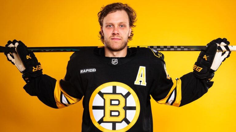 Image credit : @nhlbruins on Instagram
